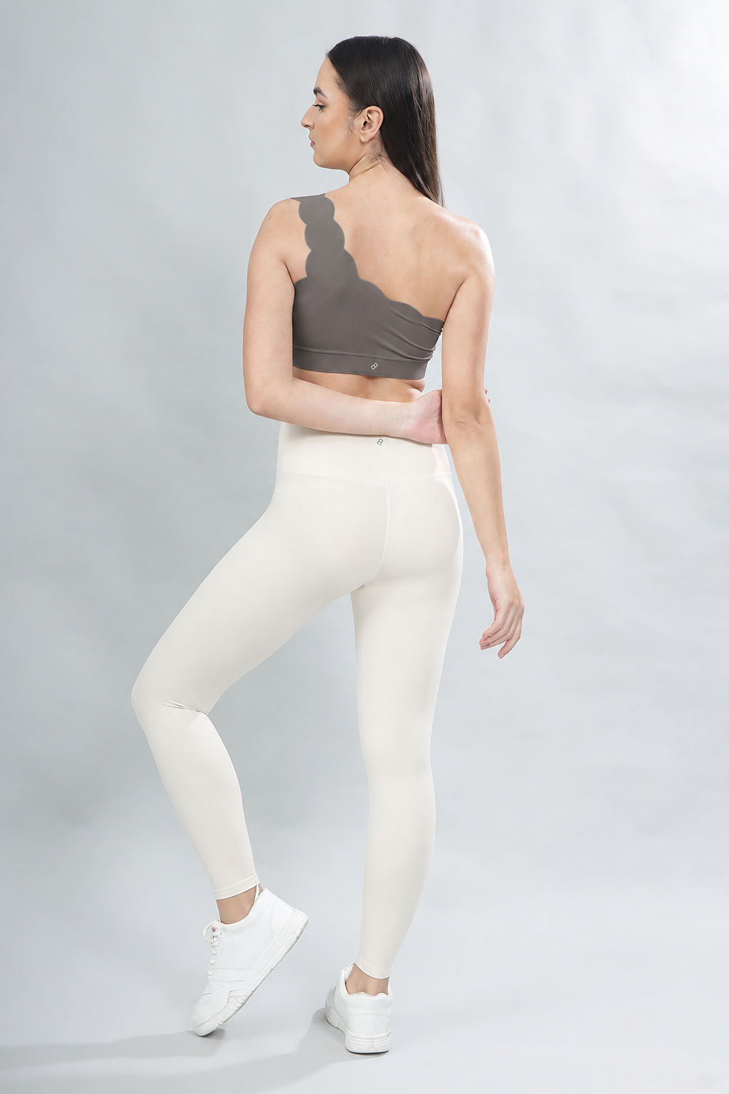 ScallopCurve Leggings - Ivory
