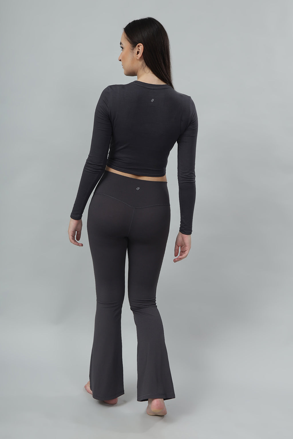 FlowLuxe Flare Pants - Graphite