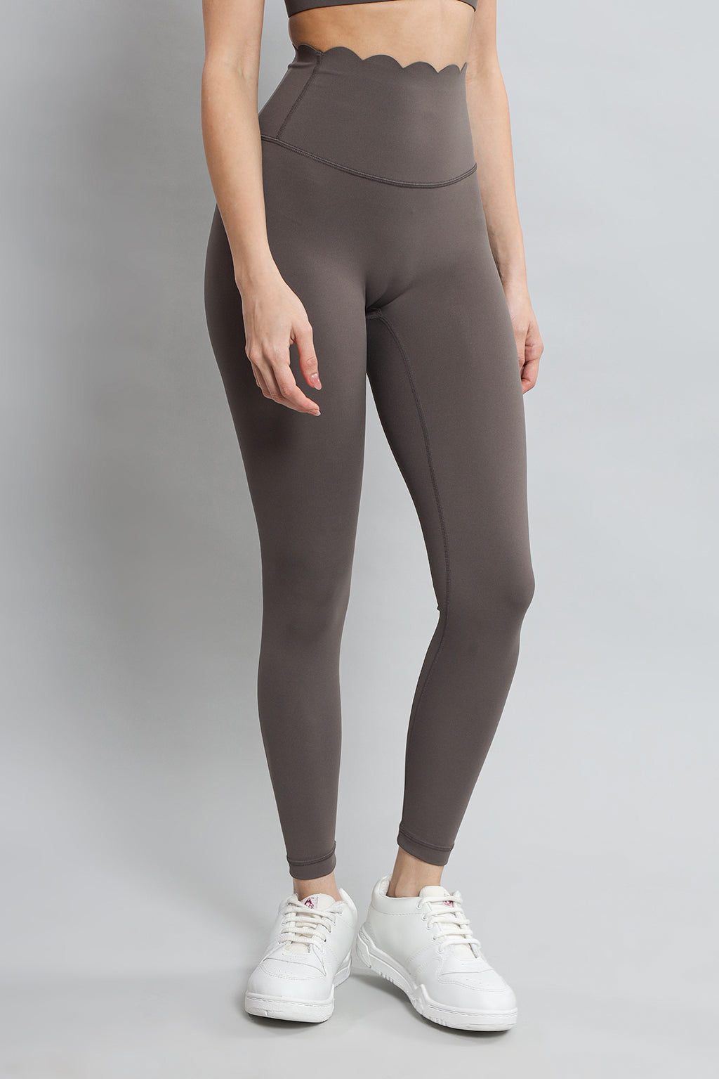 ScallopCurve Leggings - Truffle