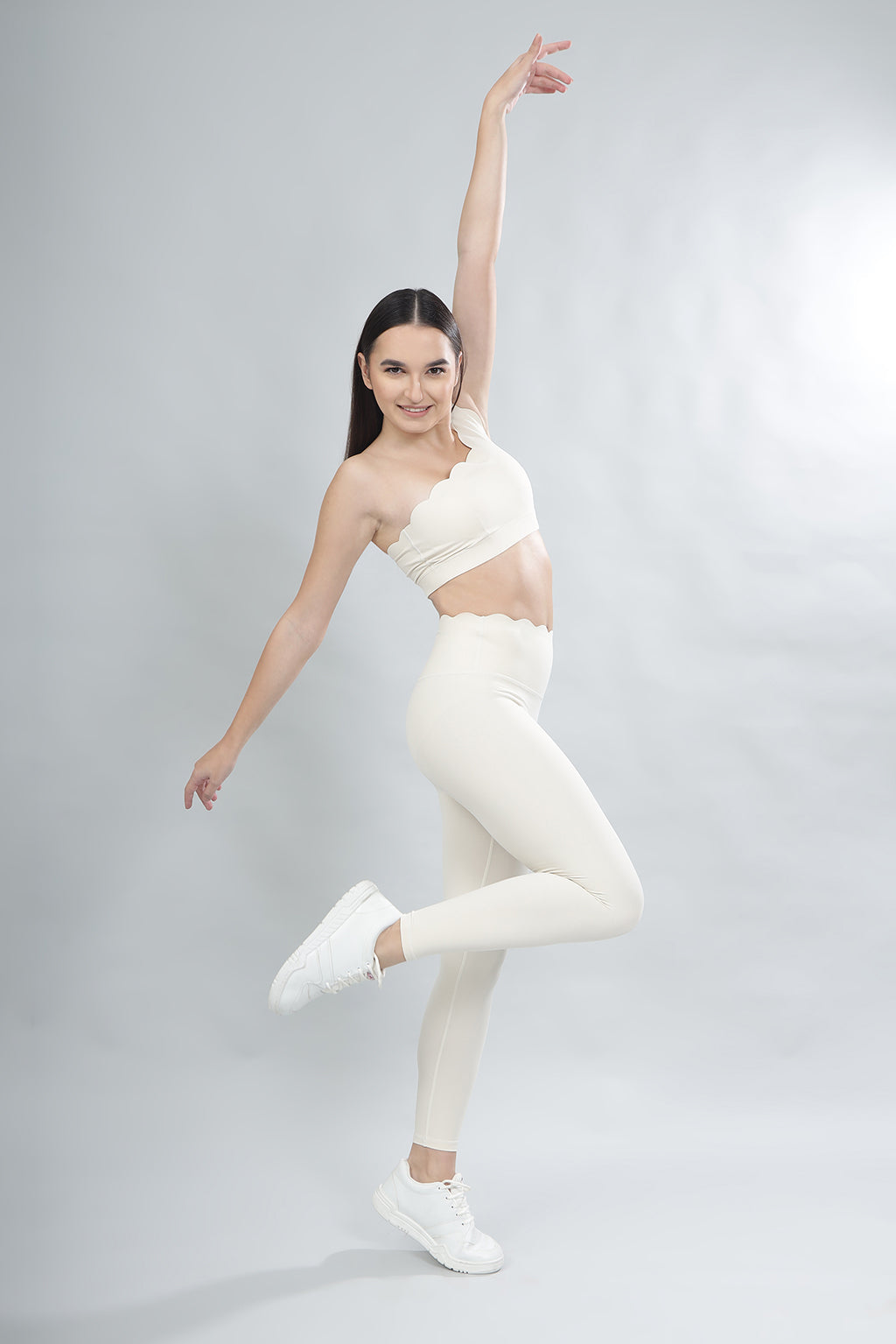 ScallopCurve Leggings - Ivory